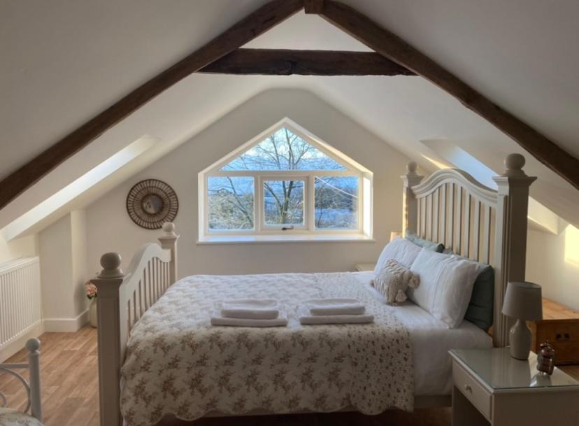 Pippin Lodge Llanwrda エクステリア 写真