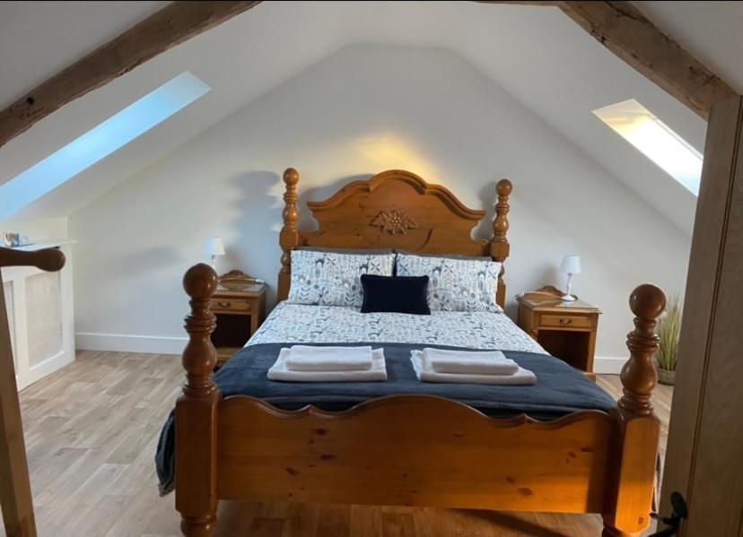 Pippin Lodge Llanwrda エクステリア 写真
